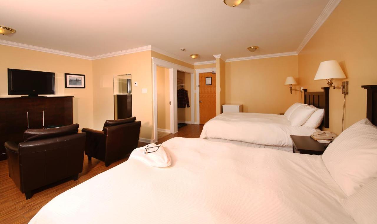 Grenfell Heritage Hotel & Suites Saint Anthony Exterior photo